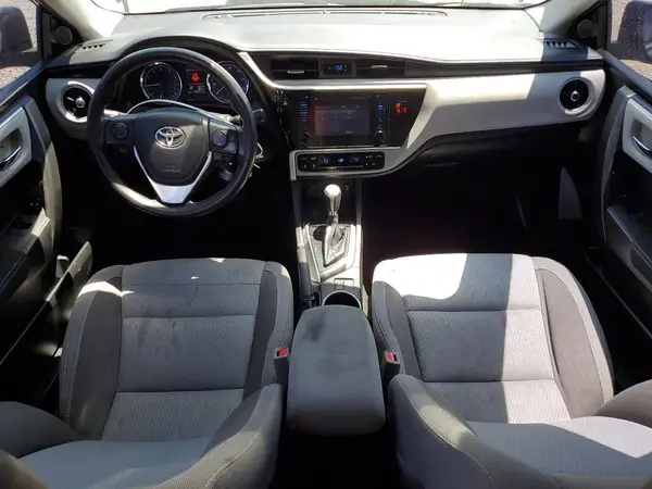 5YFBURHE2JP781516 2018 TOYOTA COROLLA - Image 8