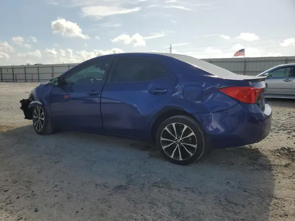 5YFBURHE2JP782732 2018 TOYOTA COROLLA - Image 2