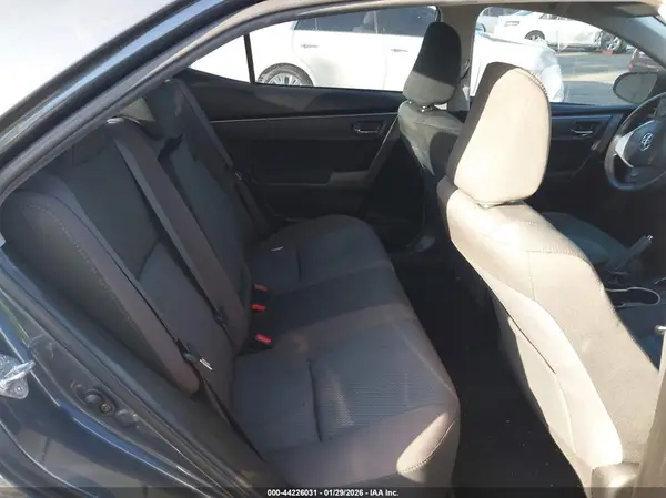 5YFBURHE2JP787431 2018 TOYOTA COROLLA - Image 8