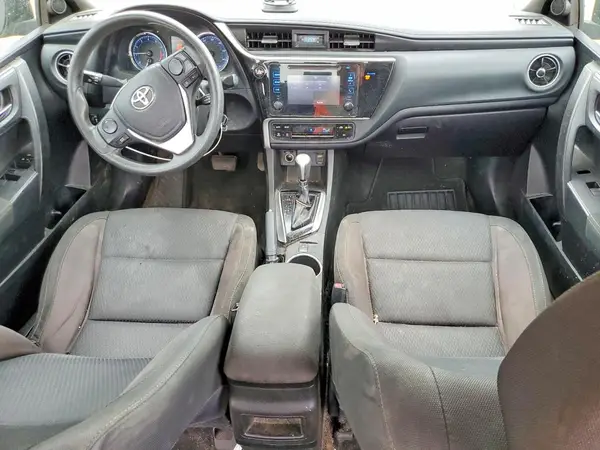 5YFBURHE2JP787770 2018 TOYOTA COROLLA - Image 8