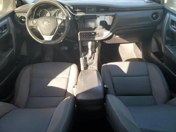 5YFBURHE2JP788434 2018 TOYOTA COROLLA - Image 8