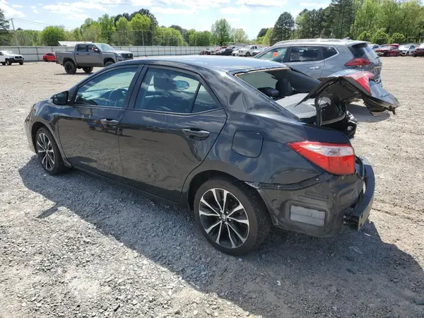 5YFBURHE2JP791169 2018 TOYOTA COROLLA - Image 2