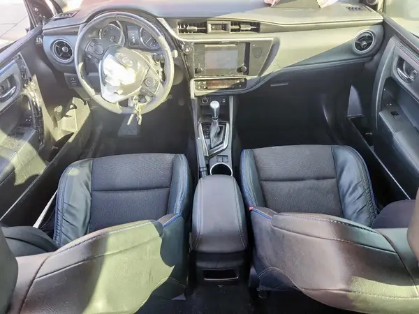 5YFBURHE2JP791592 2018 TOYOTA COROLLA - Image 8