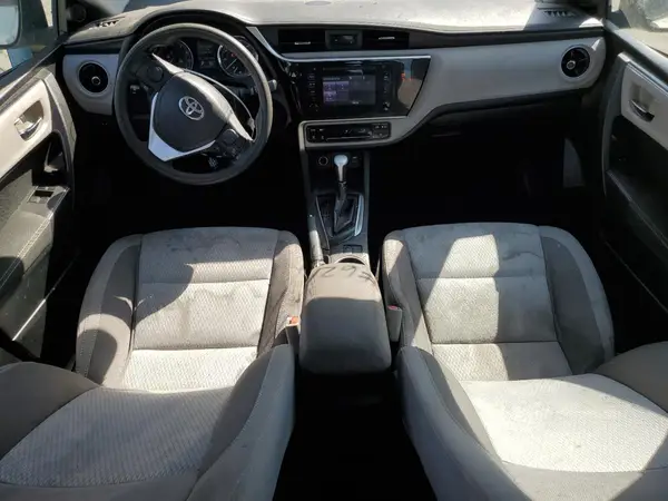 5YFBURHE2JP792659 2018 TOYOTA COROLLA - Image 8