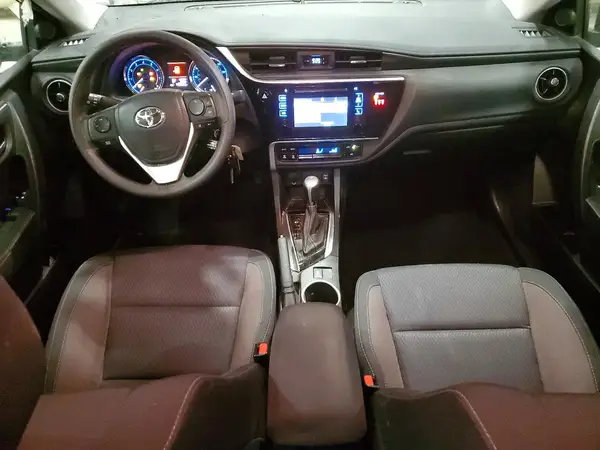 5YFBURHE2JP794220 2018 TOYOTA COROLLA - Image 8