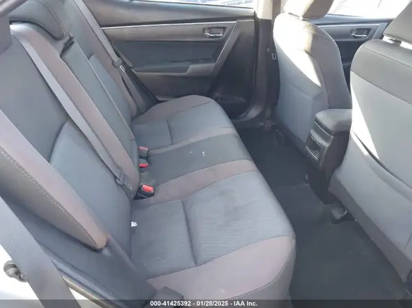 5YFBURHE2JP794346 2018 TOYOTA COROLLA - Image 8