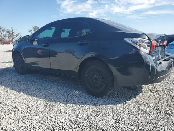 5YFBURHE2JP795075 2018 TOYOTA COROLLA - Image 2