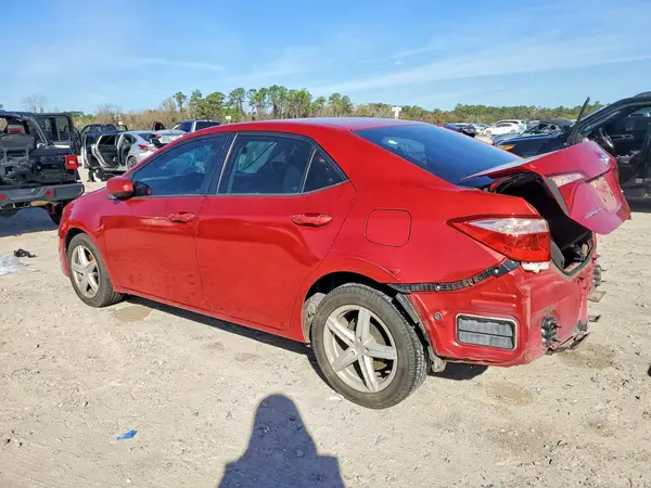 5YFBURHE2JP795240 2018 TOYOTA COROLLA - Image 2