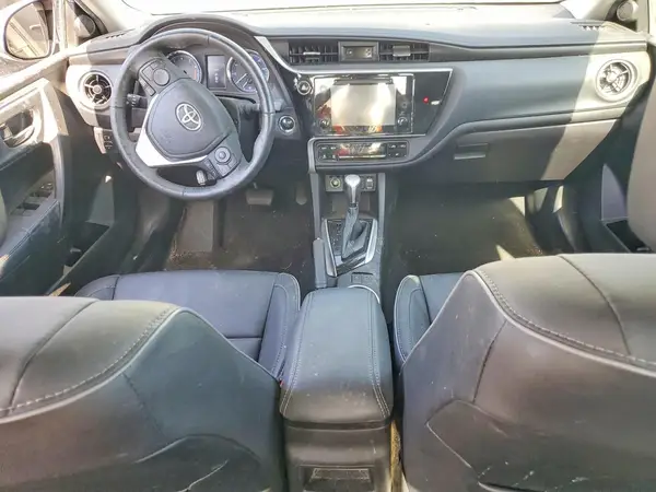 5YFBURHE2JP795352 2018 TOYOTA COROLLA - Image 8