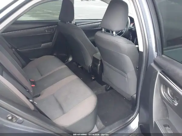 5YFBURHE2JP798607 2018 TOYOTA COROLLA - Image 8