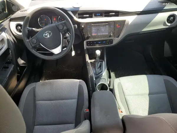5YFBURHE2JP803305 2018 TOYOTA COROLLA - Image 8