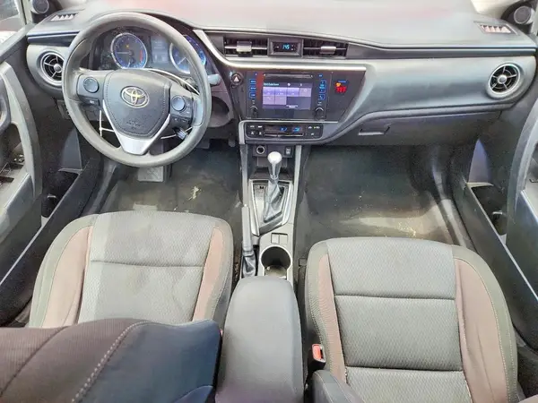 5YFBURHE2JP805359 2018 TOYOTA COROLLA - Image 8