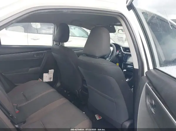 5YFBURHE2JP806219 2018 TOYOTA COROLLA - Image 8