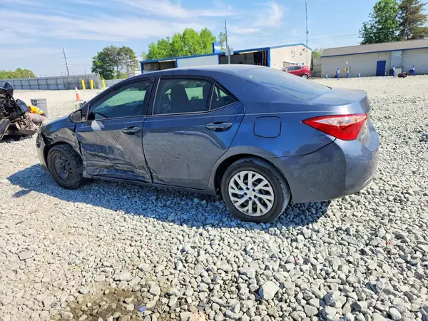 5YFBURHE2JP809797 2018 TOYOTA COROLLA - Image 2