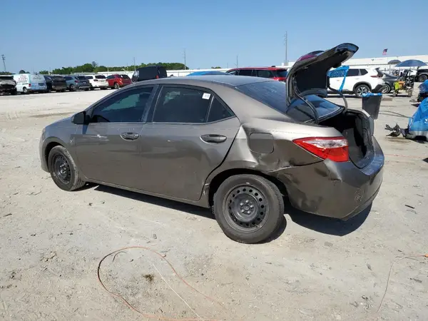5YFBURHE2JP813297 2018 TOYOTA COROLLA - Image 2