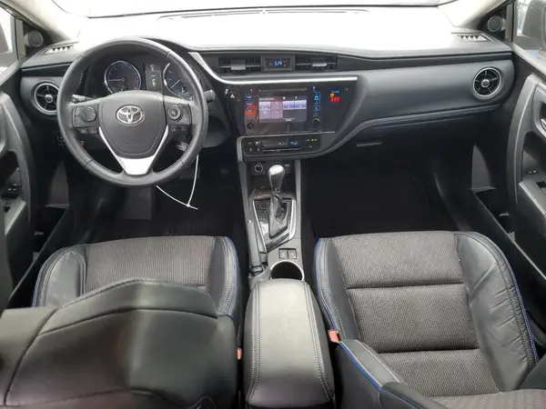 5YFBURHE2JP815177 2018 TOYOTA COROLLA - Image 8
