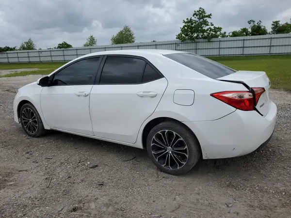 5YFBURHE2JP816989 2018 TOYOTA COROLLA - Image 2