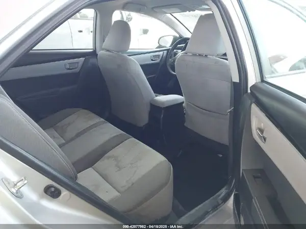 5YFBURHE2JP817866 2018 TOYOTA COROLLA - Image 8