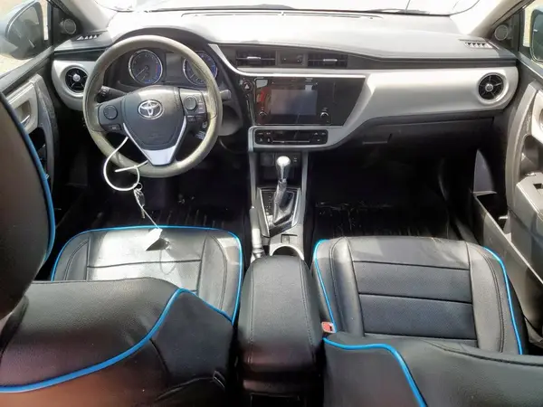 5YFBURHE2JP820833 2018 TOYOTA COROLLA - Image 8