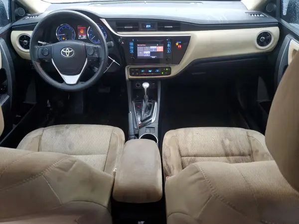 5YFBURHE2JP825868 2018 TOYOTA COROLLA - Image 8