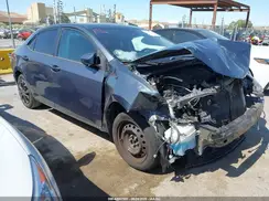 5YFBURHE2JP826065 2018 TOYOTA COROLLA