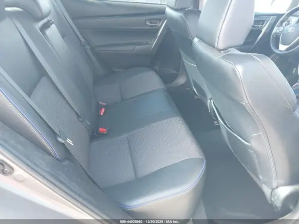 5YFBURHE2JP830410 2018 TOYOTA COROLLA - Image 8