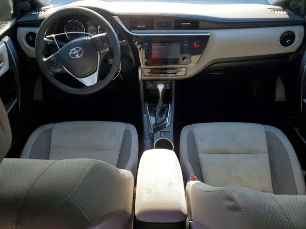 5YFBURHE2JP832724 2018 TOYOTA COROLLA - Image 8