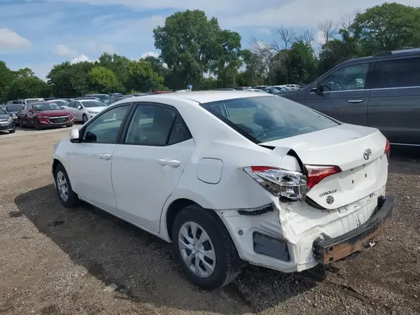 5YFBURHE2JP836398 2018 TOYOTA COROLLA - Image 2