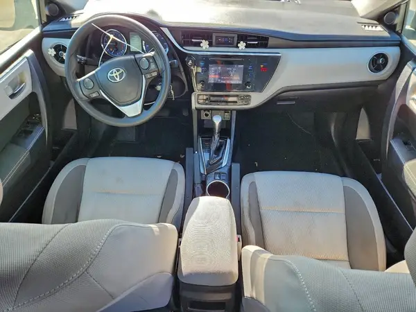 5YFBURHE2JP838247 2018 TOYOTA COROLLA - Image 8