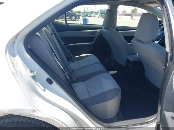 5YFBURHE2JP838510 2018 TOYOTA COROLLA - Image 8