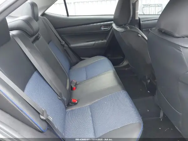 5YFBURHE2JP840242 2018 TOYOTA COROLLA - Image 8