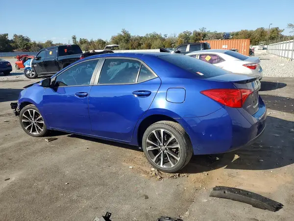 5YFBURHE2JP842721 2018 TOYOTA COROLLA - Image 2