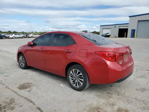 5YFBURHE2JP846462 2018 TOYOTA COROLLA - Image 2