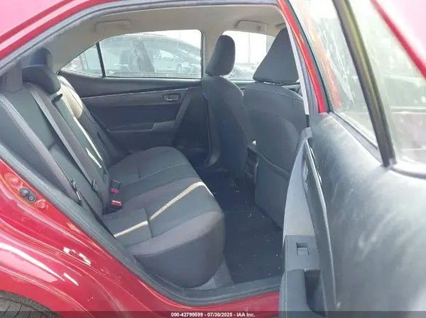 5YFBURHE2JP850009 2018 TOYOTA COROLLA - Image 8