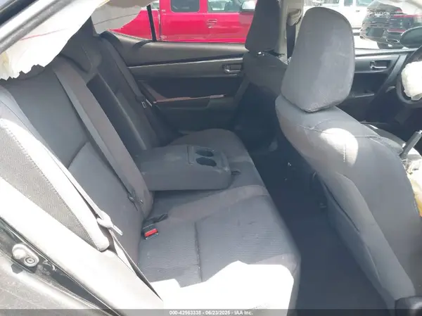 5YFBURHE2JP855291 2018 TOYOTA COROLLA - Image 8