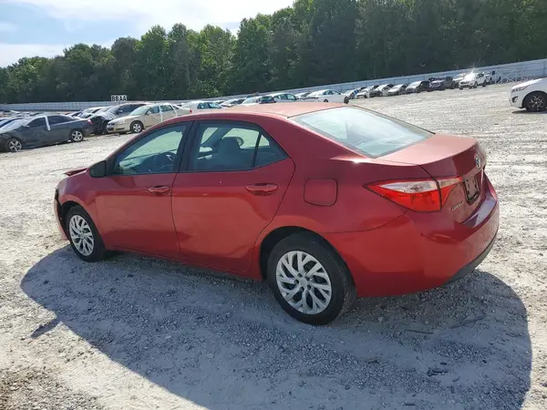 5YFBURHE2JP856070 2018 TOYOTA COROLLA - Image 2