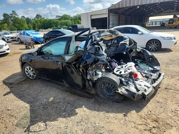 5YFBURHE2KP856748 2019 TOYOTA COROLLA - Image 2
