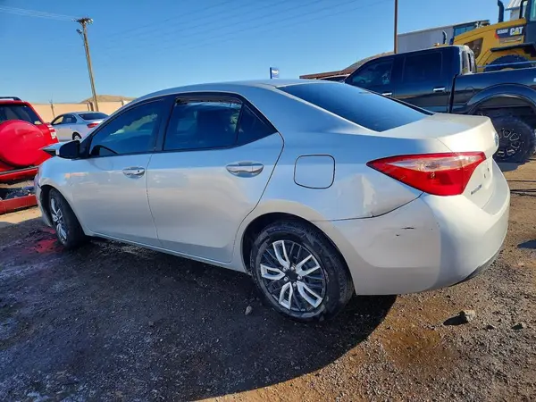 5YFBURHE2KP858712 2019 TOYOTA COROLLA - Image 2