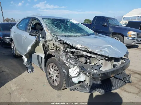 5YFBURHE2KP863666 2019 TOYOTA COROLLA - Image 1