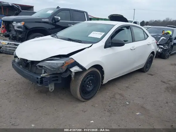 5YFBURHE2KP865191 2019 TOYOTA COROLLA - Image 2
