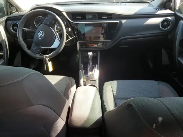 5YFBURHE2KP866695 2019 TOYOTA COROLLA - Image 8