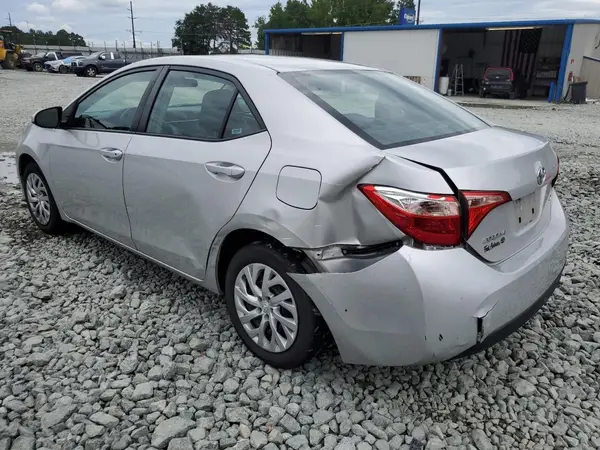 5YFBURHE2KP870973 2019 TOYOTA COROLLA - Image 2