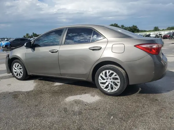 5YFBURHE2KP879463 2019 TOYOTA COROLLA - Image 2