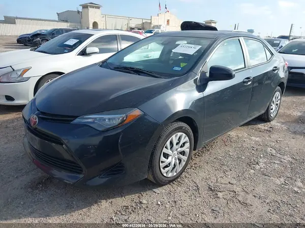 5YFBURHE2KP883254 2019 TOYOTA COROLLA - Image 2