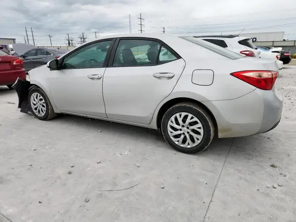 5YFBURHE2KP887031 2019 TOYOTA COROLLA - Image 2