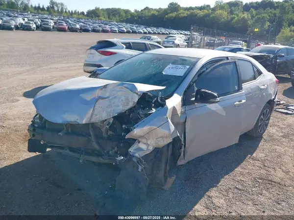 5YFBURHE2KP887482 2019 TOYOTA COROLLA - Image 2
