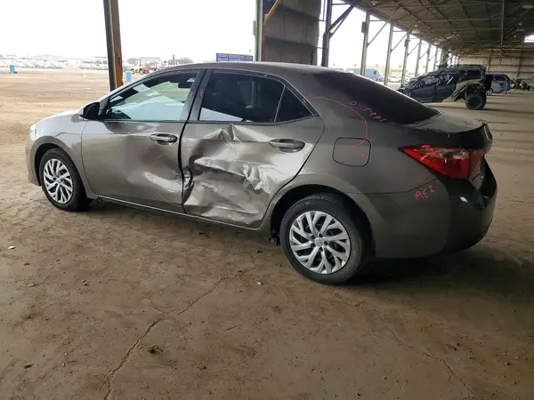 5YFBURHE2KP887692 2019 TOYOTA COROLLA - Image 2