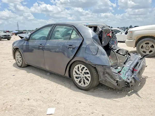 5YFBURHE2KP890320 2019 TOYOTA COROLLA - Image 2