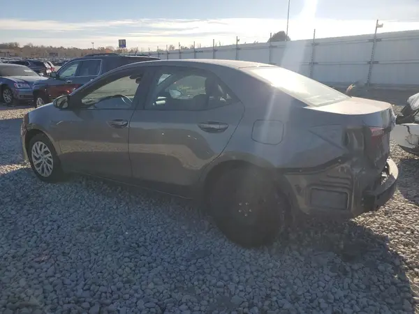 5YFBURHE2KP890589 2019 TOYOTA COROLLA - Image 2