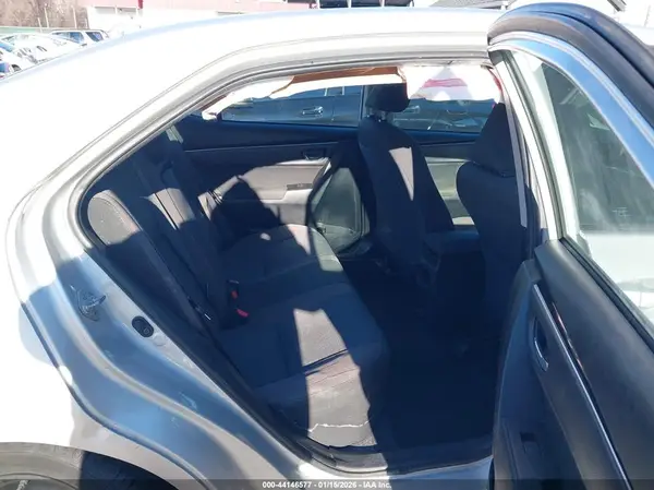 5YFBURHE2KP896845 2019 TOYOTA COROLLA - Image 8